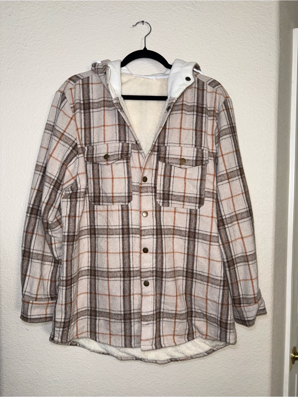 Plaid Hooded Shacket with Soft Fur Lining Men’s Size M